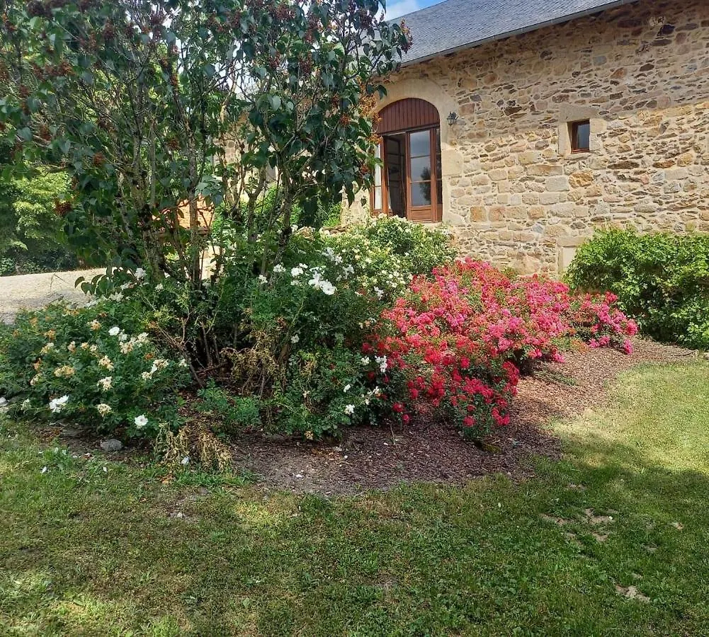 Senaillac-Latronquiere Alpagas De Barres Bed & Breakfast フランス